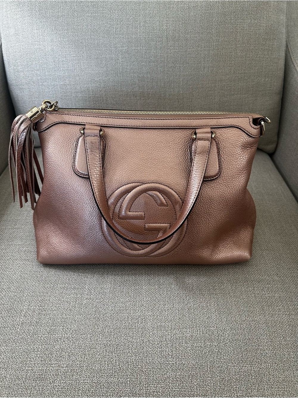 Authentic Japan exclusive edition Gucci Metallic Rose Pebbled Leather Tote